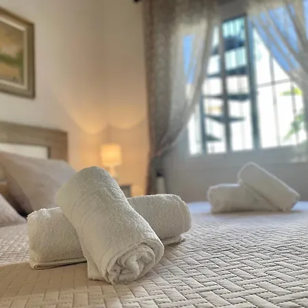 Casa Santo Tomas 18 נרחה